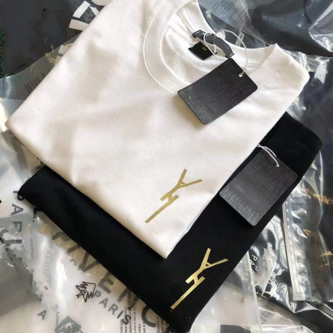 

Summer Mens T-Shirts Designer Tshirts Breathable Cotton T Shirts Gold Printed Tops Shorts Tees Streewears S-5XL