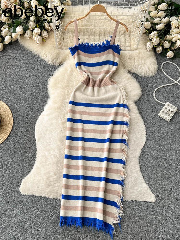 

Casual Dresses Strap Knitted Striped Bodycon Dress Women Sleeveless Backless Split Long 2023 Summer Sweet Tassel Beach