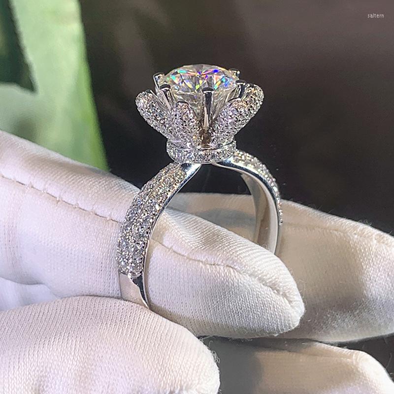 

Cluster Rings 18K Au750 White Gold Women Wedding Party Engagement Ring 1 2 3 4 5 Round Moissanite Diamond Flower Trendy Elegant