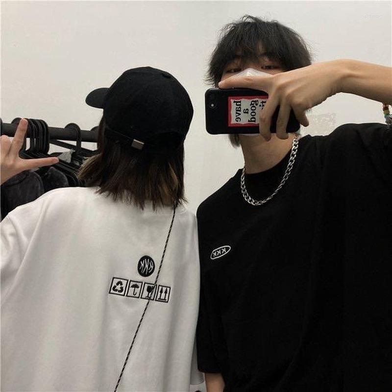

Men' T Shirts Embroidery Letters Couple Short-Sleeved T-Shirt Men' Fashion Street Wear Korean Urban Tops Goth Hip Hop Oversized Black