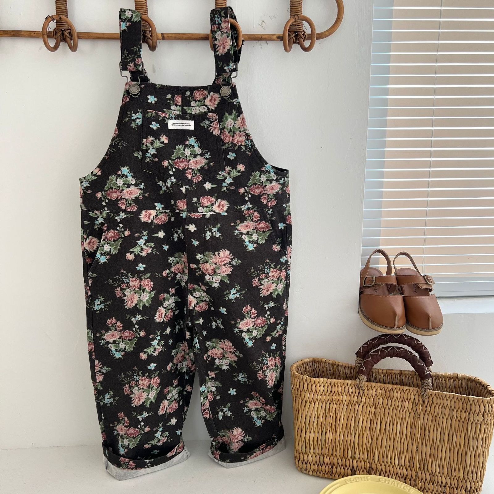 

Overalls deer jonmi Spring Korean Style Unisex Kids Floral Printed Jumpsuits Baby Boys Girls Casual Suspenders Trousers 230414, Black