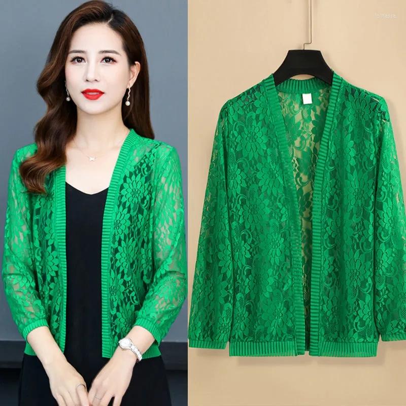 

Women's Jackets Middle-aged And Elderly Mothers Lace Cardigan Sunscreen Clothes Women Jacket Fashion Summer Thin Shawl Short Top Female, Purple