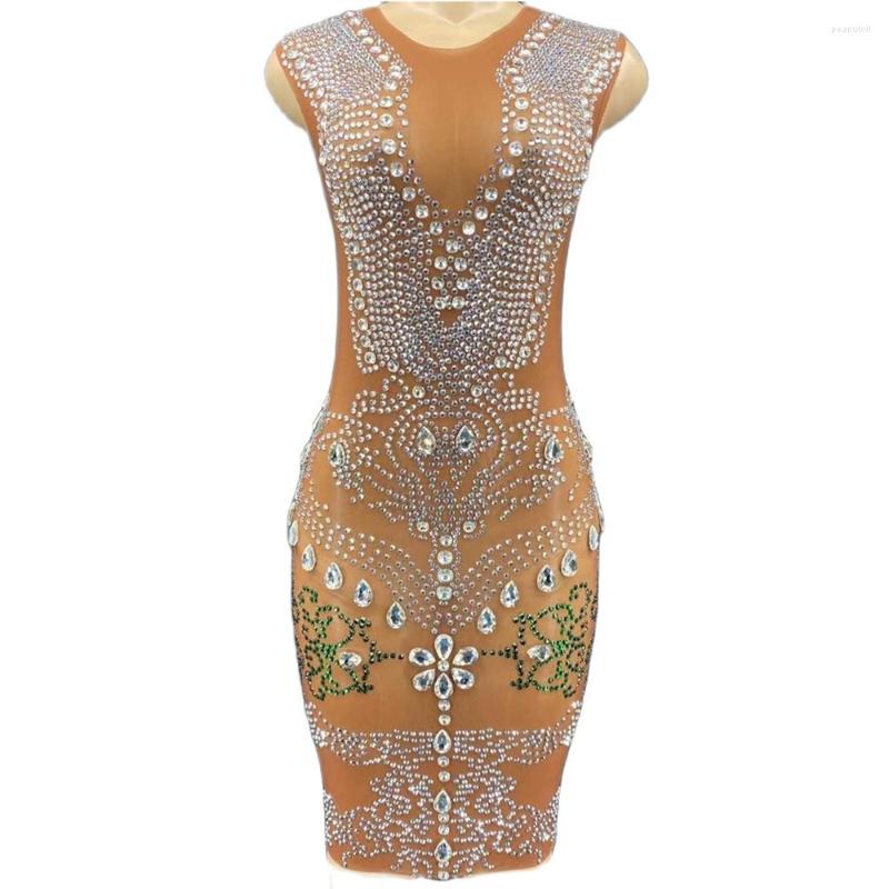 

Stage Wear Brown Shining Rhinestones Sleeveless Sexy Perspective Women Dress Evening Ballroom Dance Singer Costume Party Bar