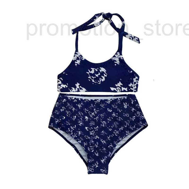 

Women' Plus Size Swimwear designer Printed split swimsuit NUE3, Navy blue