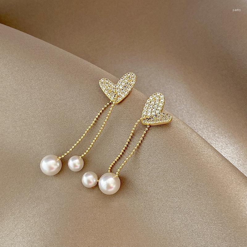 

Stud Earrings Simple Love Pearl Women's Light Luxury Zircon Tassel Cold Style Personality