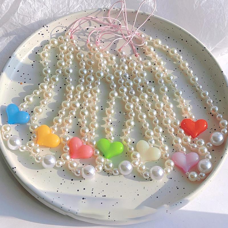 

Keychains Y2k Jewelry Candy Color Peach Heart Mobile Phone Chain For Women Fashion Retro Harajuku Pearl Key Charm 90s Aesthetic Gift
