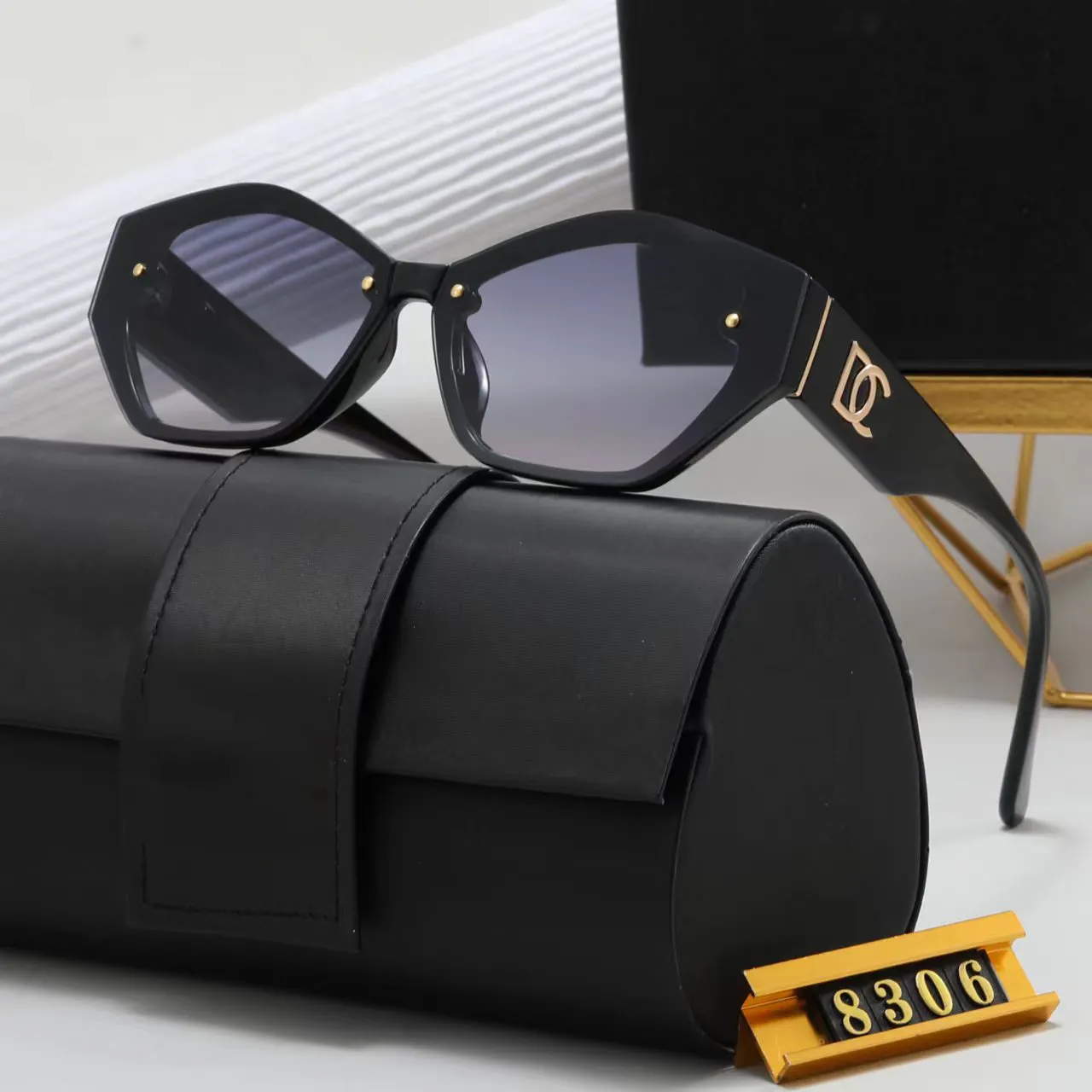 

Women's sunglasses Designer's glasses Men's same outdoor hip-hop checkered retro small frame six-sided DG 8306 sunglassesdesign UV400