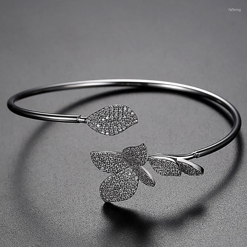 

Bangle Fashion Bow For Women Wedding Party Butterfly Winter Jewelry Ladies Classic
