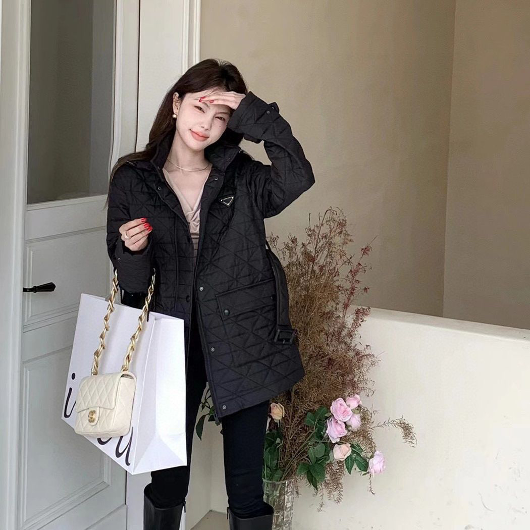 Vestes pour femmes Designer nouveau logo triangle classique embellissement Lingge manteau de coton long moyen simple dame tempérament KUES