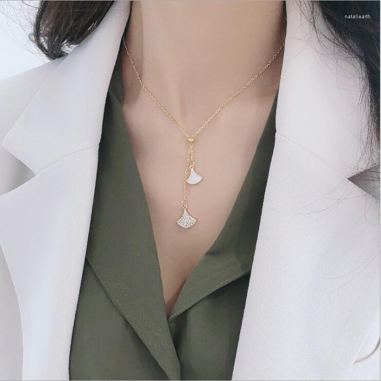 

Charms Fan Necklace Korean Small Design Ginkgo Leaf Pendant Clavicle Chain Adjustable