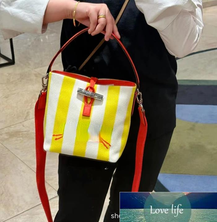 

Women's tote bag New French Canvas Tote Bucket Bag Large Capacity Bags Dumpling Bag Shoulder Bags Wholesale, 00