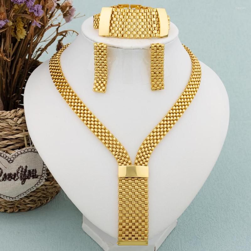 

Necklace Earrings Set Gold Color Drop Fashion Women Dubai African Luxury Geometric Bracelet Italy Wedding Party Jewelry, Picture shown