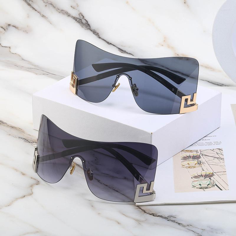 

Sunglasses Sun Glasses Women's Wholesale UV Protection Personality Trend Rimless OVER SIZE