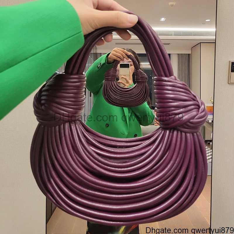 

qwertyui879 Dome Cameras 2022 trend New Line Bundle Clutch Bag For Female High Quality Women's Handbag and Purse Designer Shoulder Bag Senior Hobos 413SMT, White-25x10x12cm