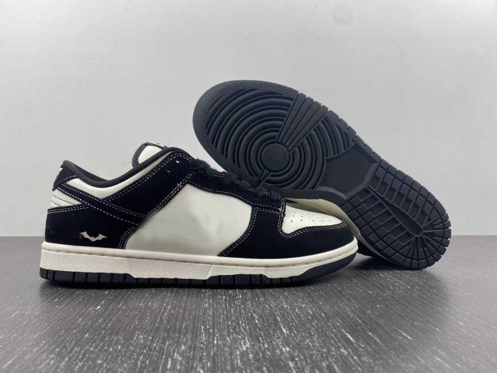 

2023 Low Mens Running Shoes Panda Shoe Anime Black Bat Men Women Designer Sneakers Trainers Size EU36-46, #1