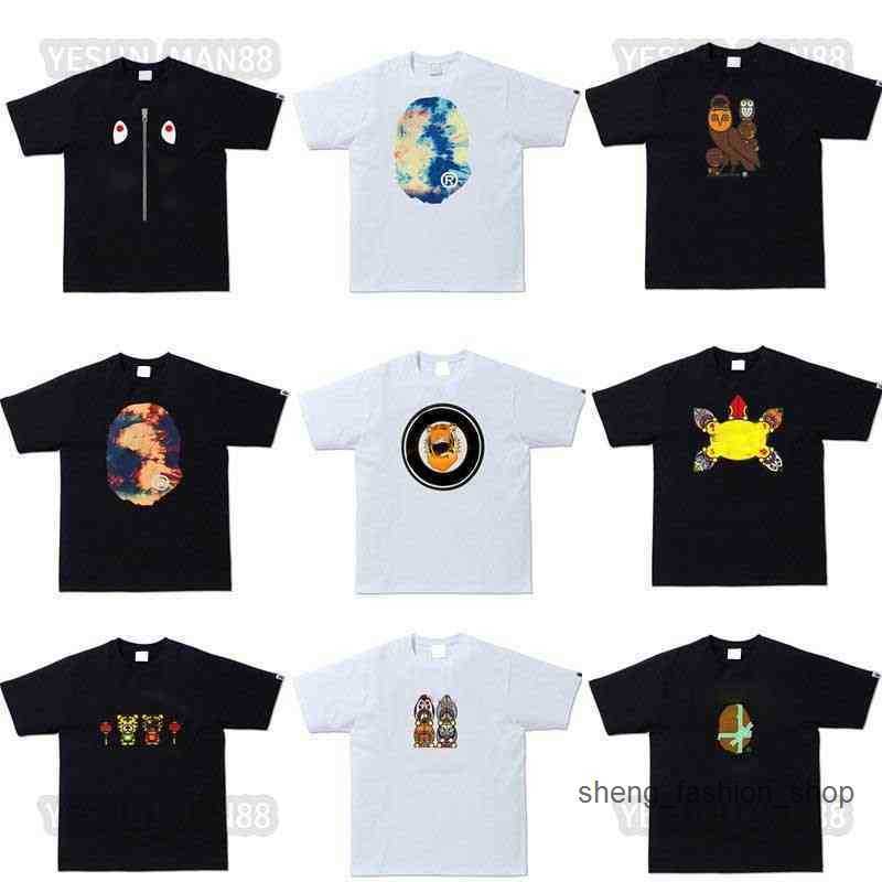 

Bathing ape Designer Luxury Apes Classic Mens and Womens t Shirt Hip Hop Camouflage Shark Top Summer Breathable Versatile High Street Trend Tees XH4Z