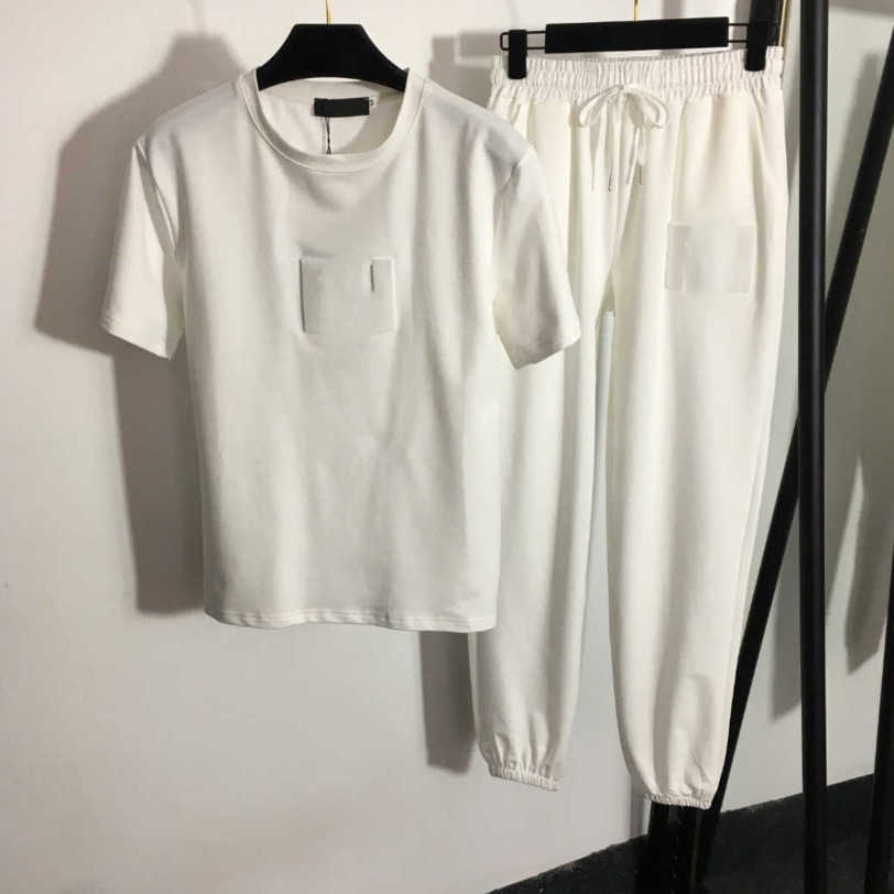 

23ss womens designer clothing Womens Tracksuits F Flocking letter Short Sleeve T-shirt elastic waist cinched feet casual trousers set Women Clothes a1
