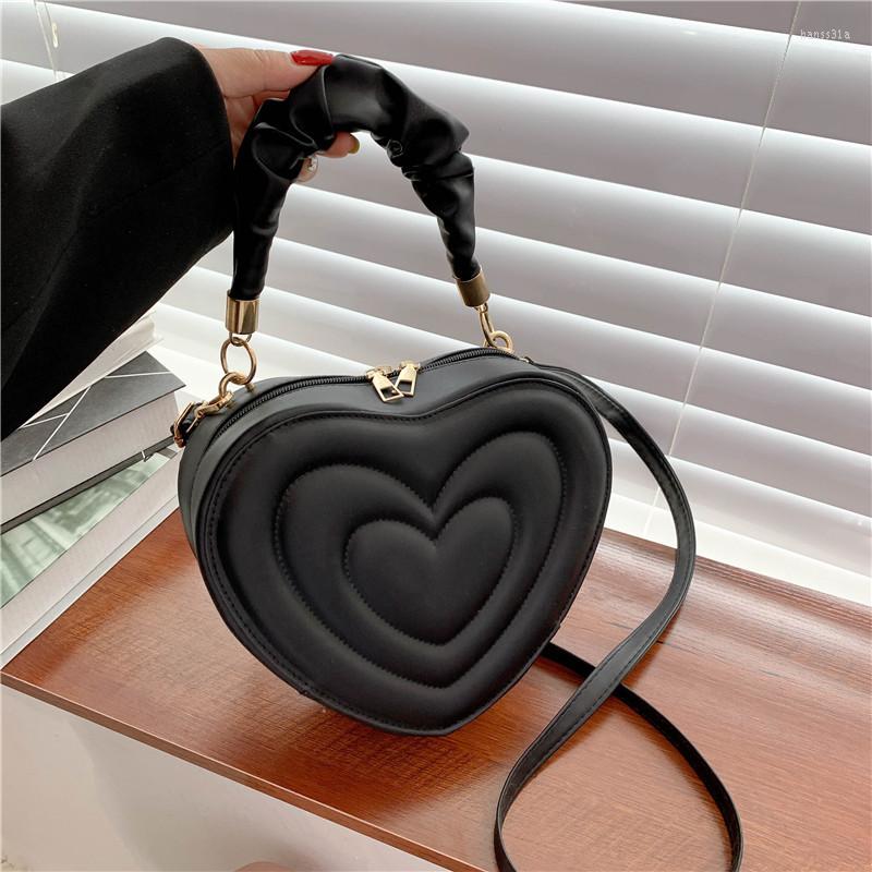 

Evening Bags Fashion Love Heart Shape Shoulder Bag Small Handbags Designer Crossbody For Women Solid PU Leather Top Handle 2023, Black