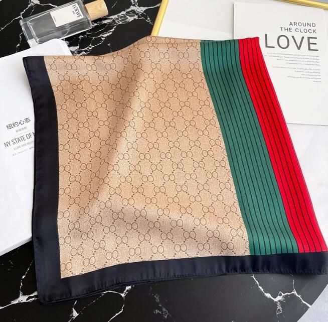

Wholesale Letters Print Floral Silk Scarf Headband for Women Fashion Long Handle Bag Scarves Paris Shoulder Tote Luggage Ribbon Head Wraps