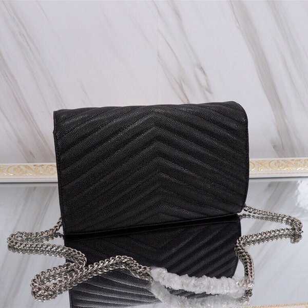 

Luxurys Designer Shoulder Bag Handbag Lady Womens Fashion Genuine Leather Purse Factory High Quality Crossbody Bag Metal Chain Purse Wallet