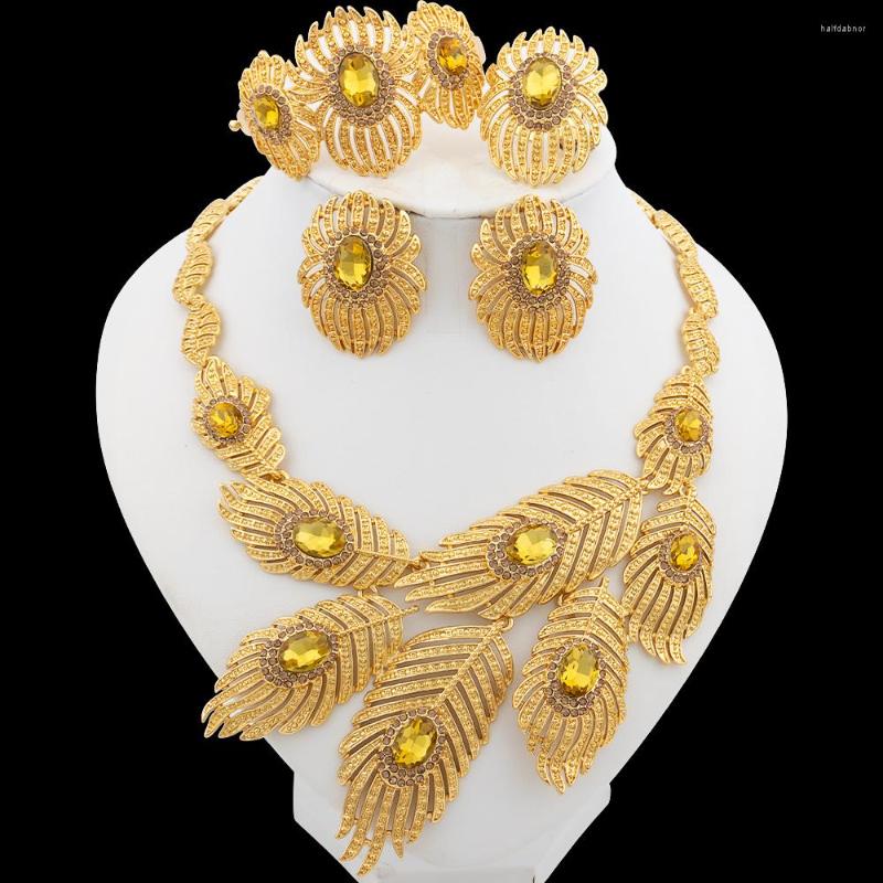

Necklace Earrings Set Dubai African Jewellery For Women Irregular Leaf Design Exaggerate Bridal Bangle Ring Weddings Party Gifts, Picture shown