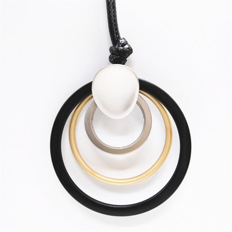 

Pendant Necklaces Geometric Big Circle Trendy Party Fashion Vintage Choker Statement Pandant Necklace Women Jewelry Sweater Chain Female