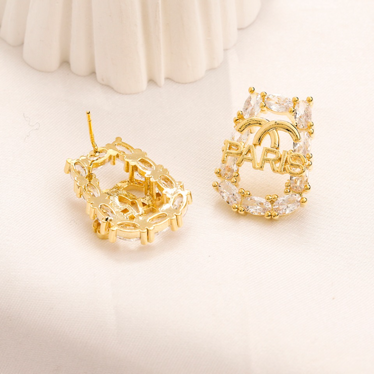 

2023 Spring New Stud Earrings Designer Jewelry Gift Diamond Earrings 18K Gold Love Family Gathering Gifts Earrings Luxury Jewelry Wholesale ZG2242