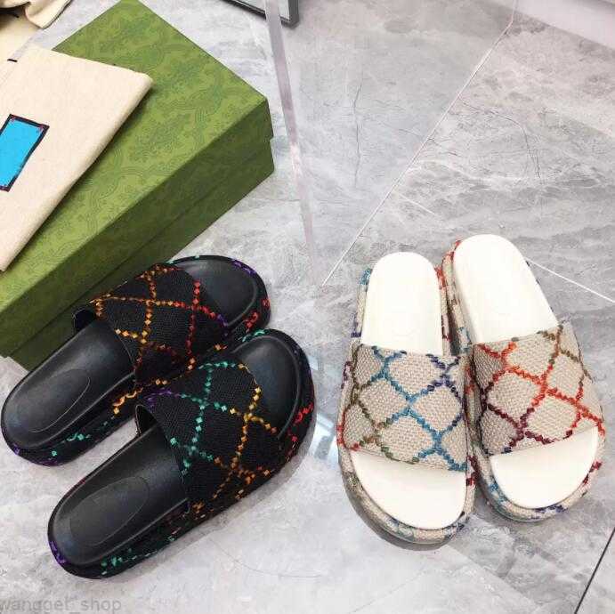

luxury Designer women Platform slippers Canvas Sandals Real Leather Beige brick Red Colors Beach Slides Slipper Outdoor Party Classic Sandal good, Color 36