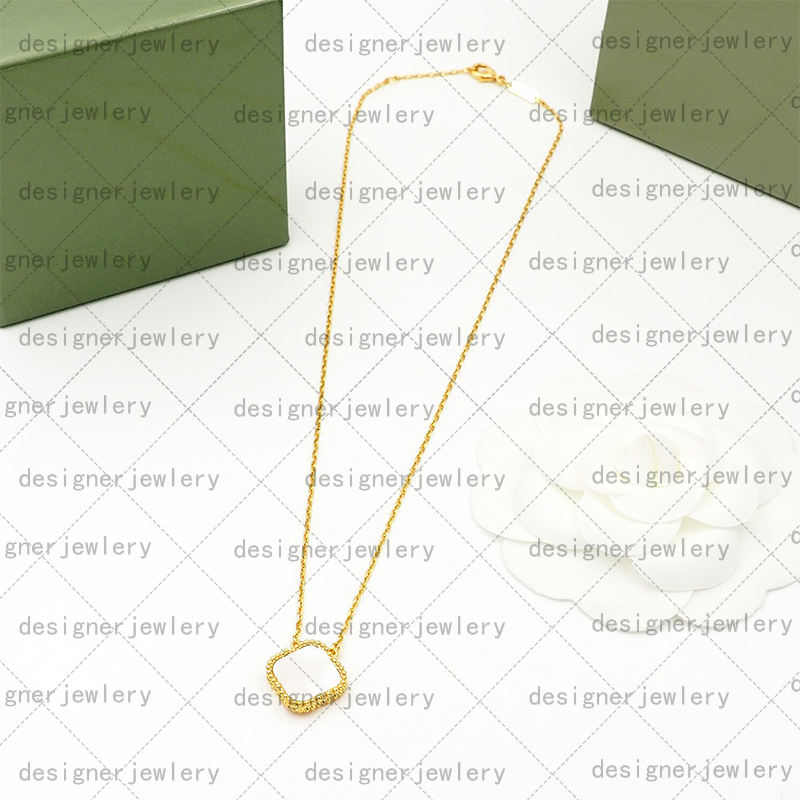 

gold pendant necklace jewlery designer for women chain four leaf clover necklace black white red green pink blue bracelet earring necklaces designer luxury jewelry
