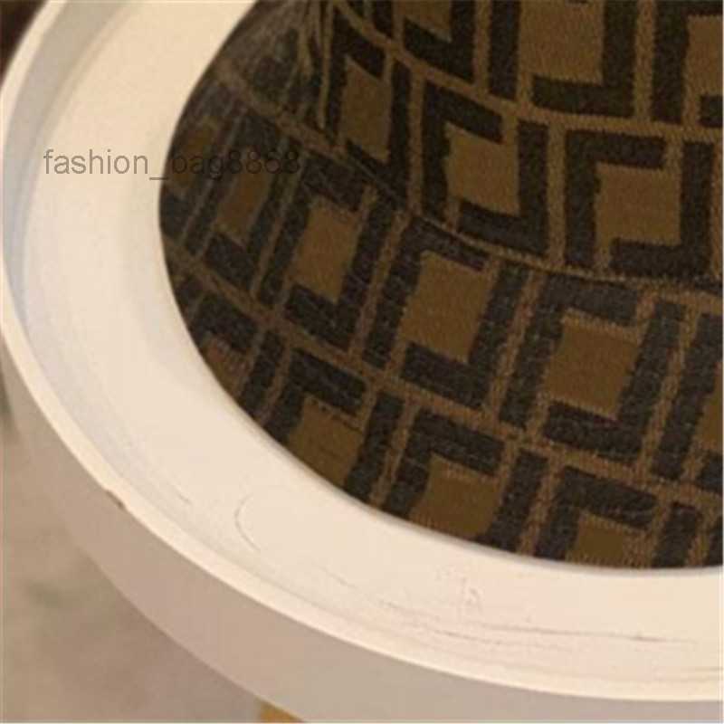 

Mens Women Designers Bucket Hats Full Letter Casquette Bonnet Beanie Luxurys Fedora Fitted Sun Hat Baseball Caps 2021, Brown