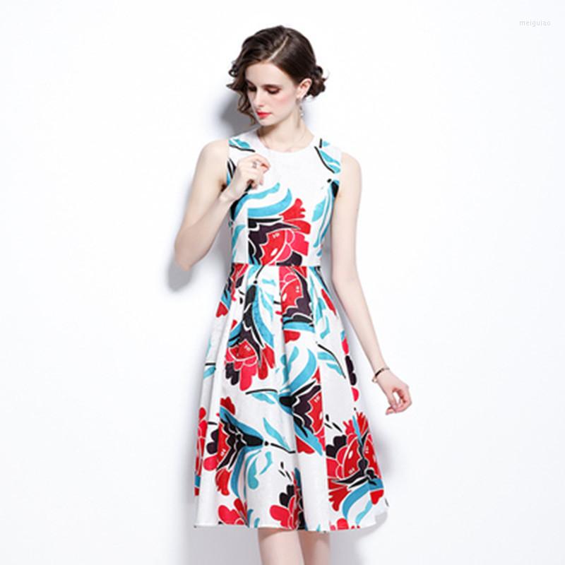 

Casual Dresses Vintage Runway Tank Dress For Women 2023 Summer Elegant Sleeveless Floral Print Party Ladies Simple A-Line Midi Vestidos, Picture color
