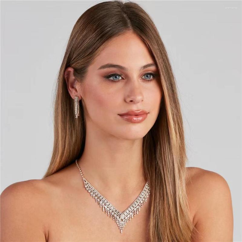 

Chains Pattern Luxury Selling Rhinestone Necklace Earring Set Fashion Bridal Wedding Tassel Jewelry Ornaments Wholesale