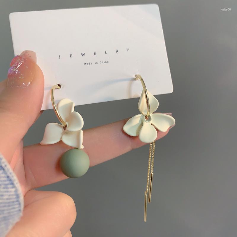 

Dangle Earrings French Fresh Asymmetric Flower Gentle Summer Two Wear H6710