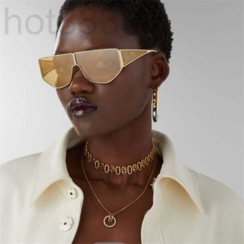 

Sunglasses Designer Fashion One-piece Wind Women's Trendy Men Goggles AJM7