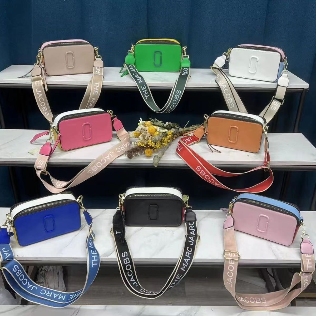 

Unique Designer Summer Camera bag Women Purse and Handbags 2023 New THE Fashion Casual Small Square Bags PONT NEUF handbag Lockit Handbag, Red #833