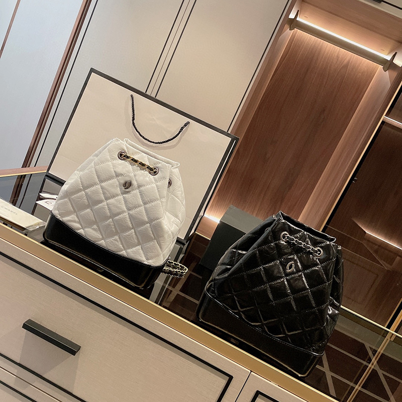 

Women's Black Quilted Crossbody Bucket Bag Classic Lambskin Leather Drawstring with Gold-Tone Chain and Hardware Small Shoulder Bag for Everyday Chic, White-leather