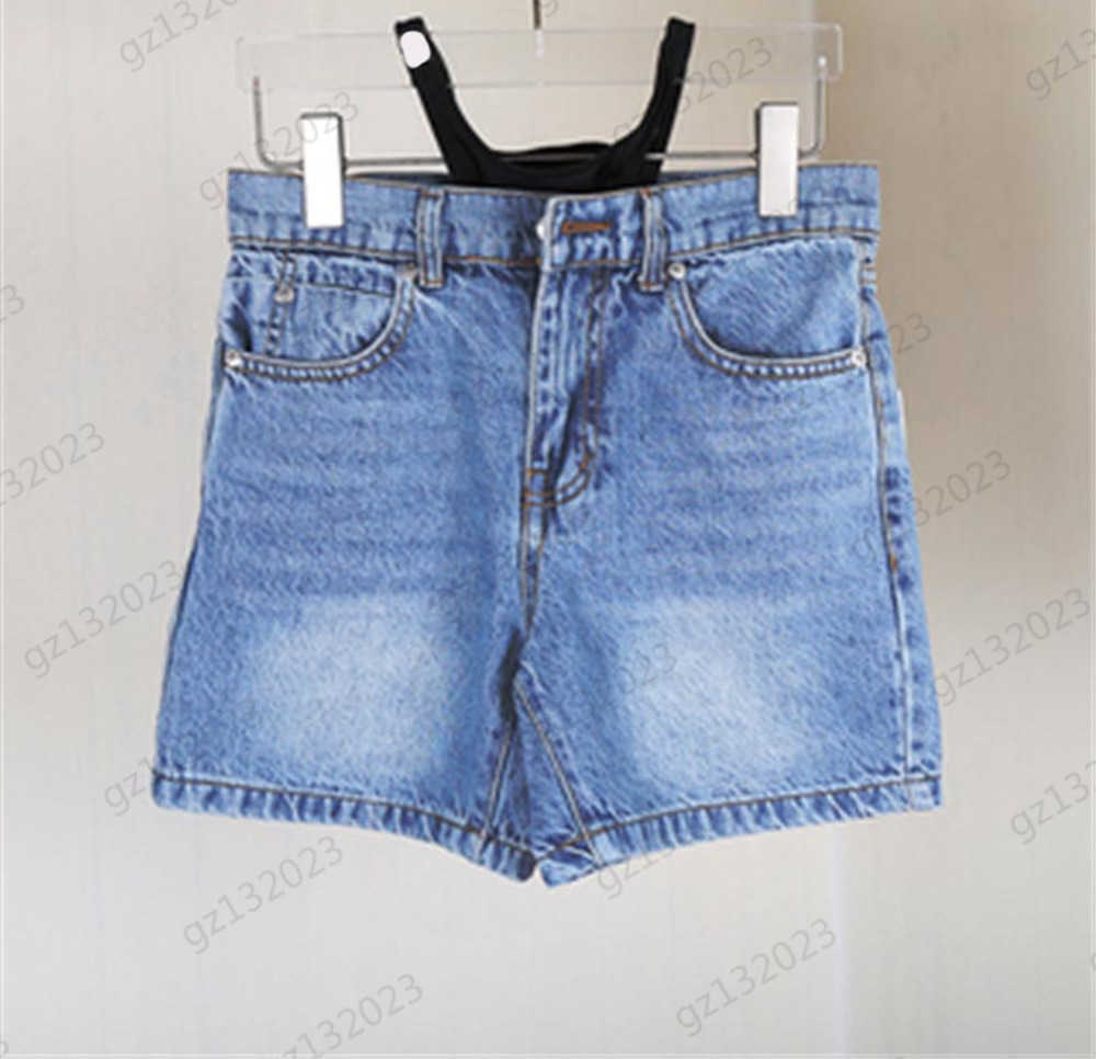 

Wang Denim Shorts Fashion Color Matching Custom Hardware Casual Brand Hotty Hot Shorts Back Pocket Design High Waist Joker Jean Designer Womens Clothing