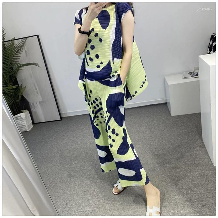 

Women's Pants Miyake Pleated Wide-leg Yellow-green White Cropped High-waisted 's, Picture color