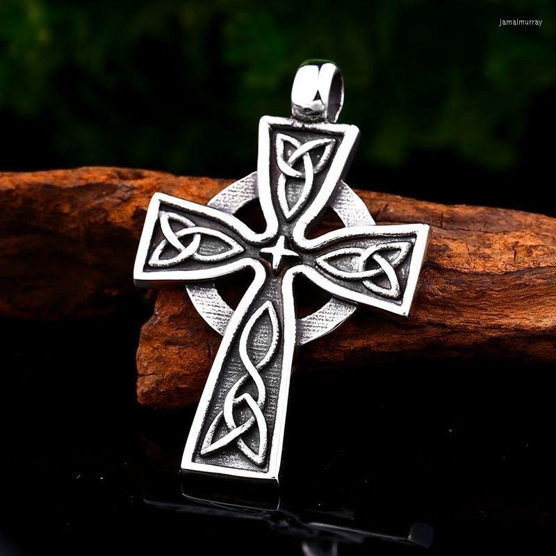 

Pendant Necklaces Cross Shape Necklace Men's Fashion Metal Sliding Viking Knot Pattern Jewelry Accessories