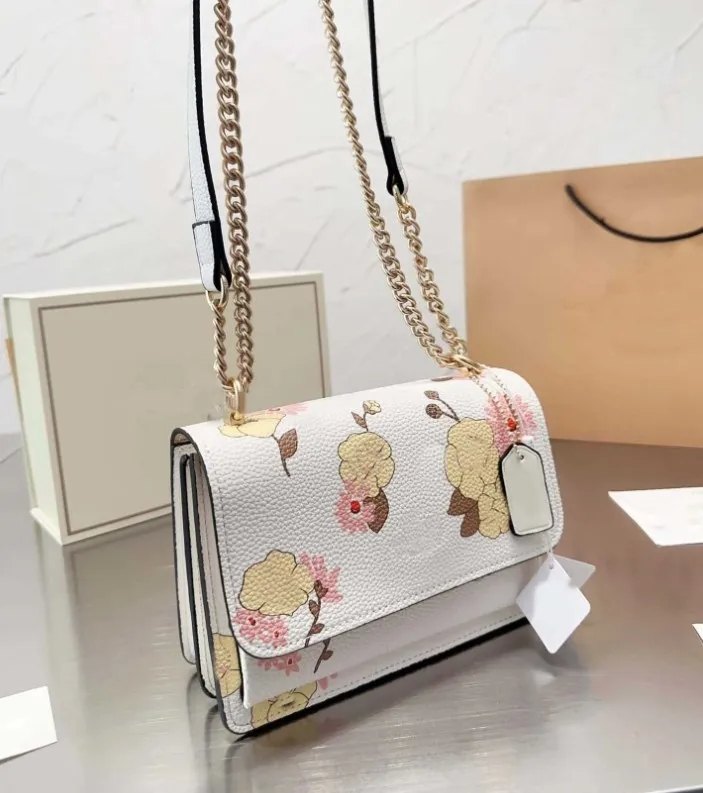 

2023 new fashion Shoulder Bag Flap Organ Box New Chain Crossbody Bag Square Shoulder Pattern Chain Clutch Strap Fashion Single Messengers Purses, White