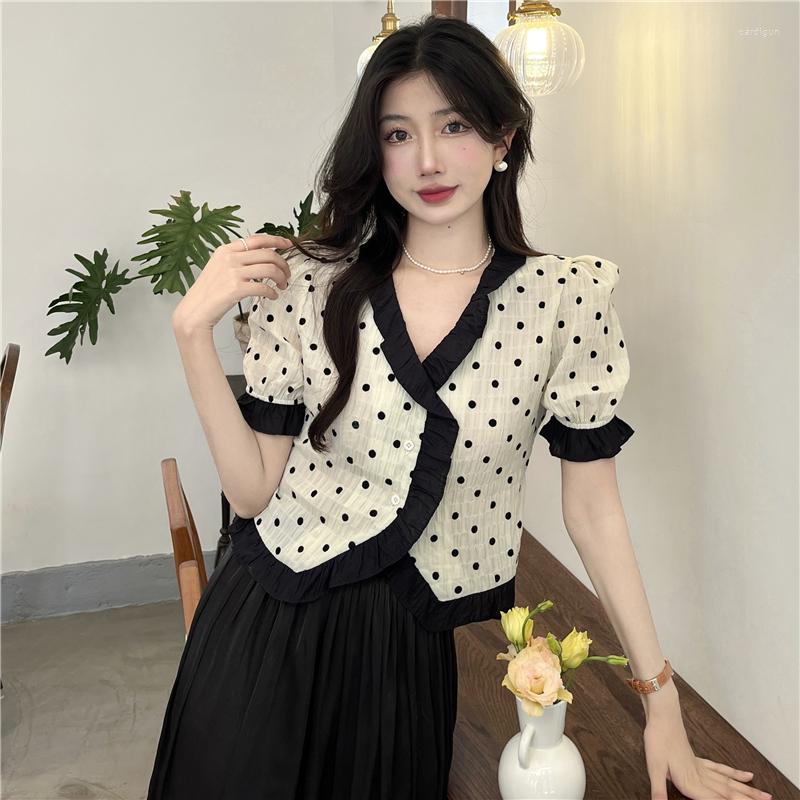 

Women's Blouses Korejepo Polka Dot V Neck Shirt Women's Summer Ear Edge Loose Thin Foam Sleeve Short Top 2023 Gentle Temperament Chic