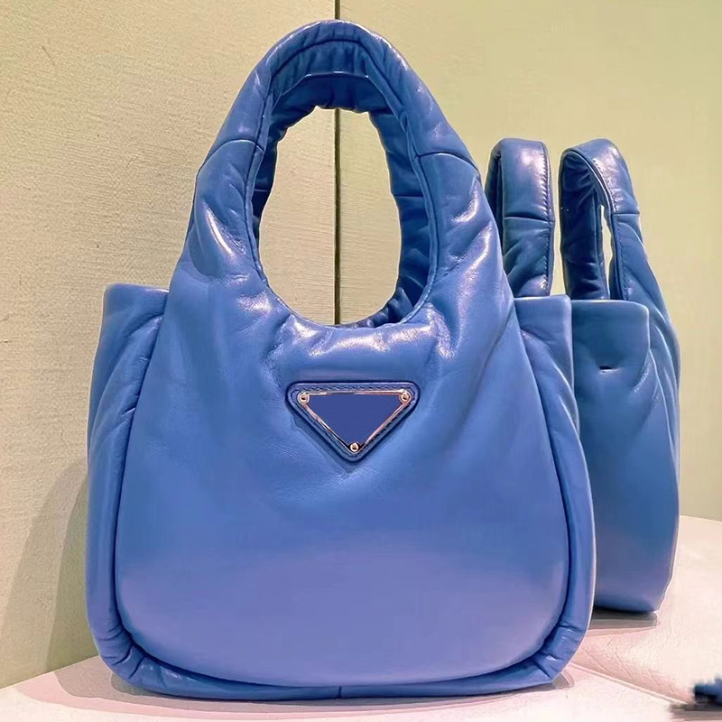 

Fashion Padded Soft Leather Bag Designer Light Padding Bucket Handbag Women Men Metal Hardware Black White Pink Tote Magnetic Closure Handbags Purse, 15