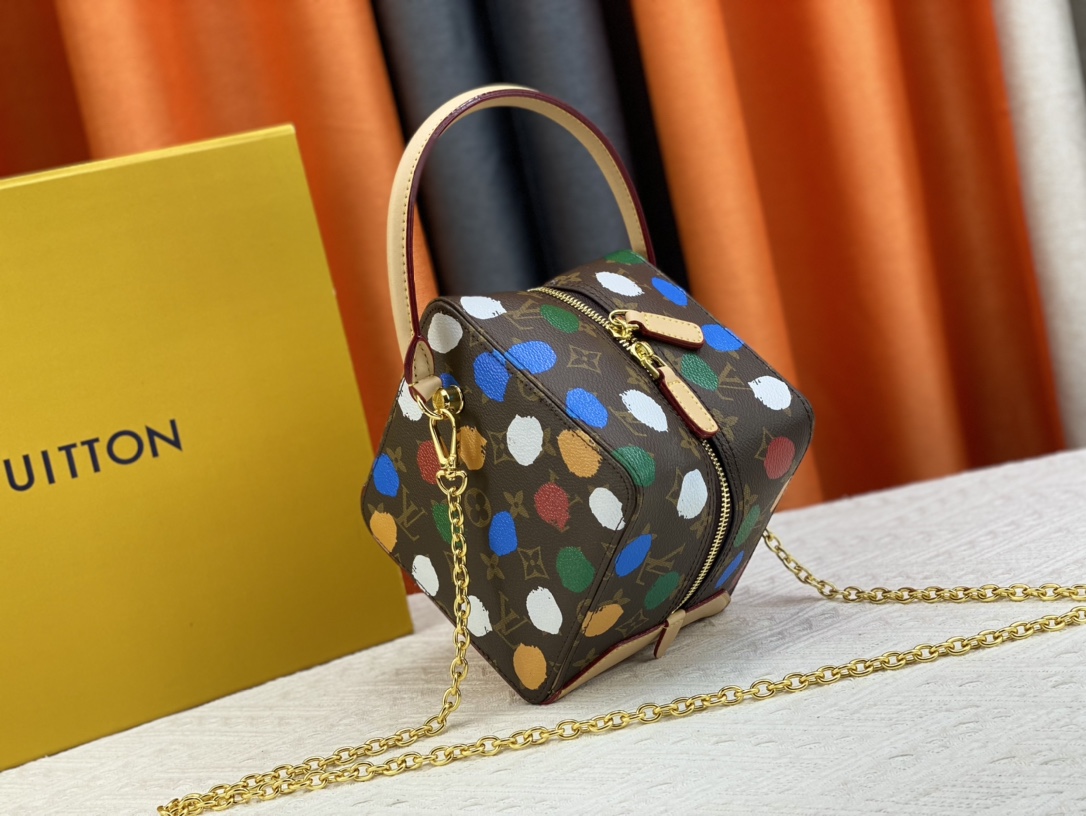 LV x YK Square Bag Evening Bags 16x16x16CM