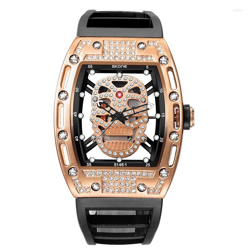 

Wristwatches The Tonneau Outdoor Sports Men Diamond Skull Dial Watches Silicone Band 3 Colors Fashion Quartz Watch Relogio Masculino, Gold
