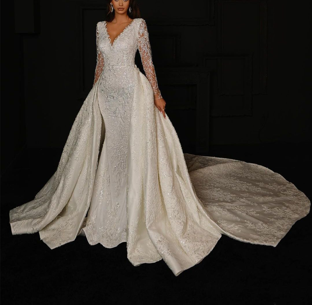 

Elegant Mermaid Wedding Dresses Long Sleeves V Neck Appliques Sequins Ruffles 3D Lace Detachable Train Floor Length Plus Size Bridal Gowns Custom Made abiti da sposa, Daffodil