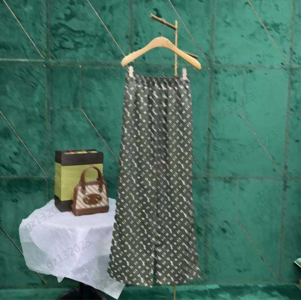 

Luxury Pants Contrasting Color Jacquard Design Elastic High Waist Casual Trousers Loose Straight Version Of Light Sunscreen Pant Women Apparel 1970