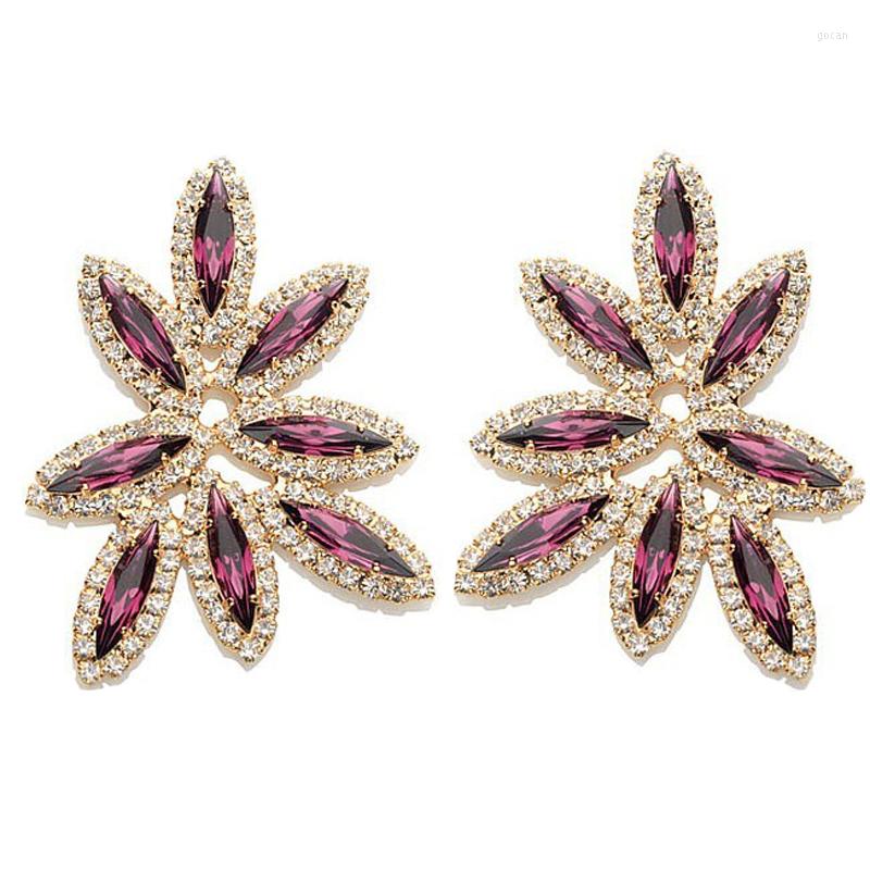 

Stud Earrings YFJEWE High Quality Vintage Leaf Shape For Women Trend Exaggerated Crystal Matching Summer Dress #E077