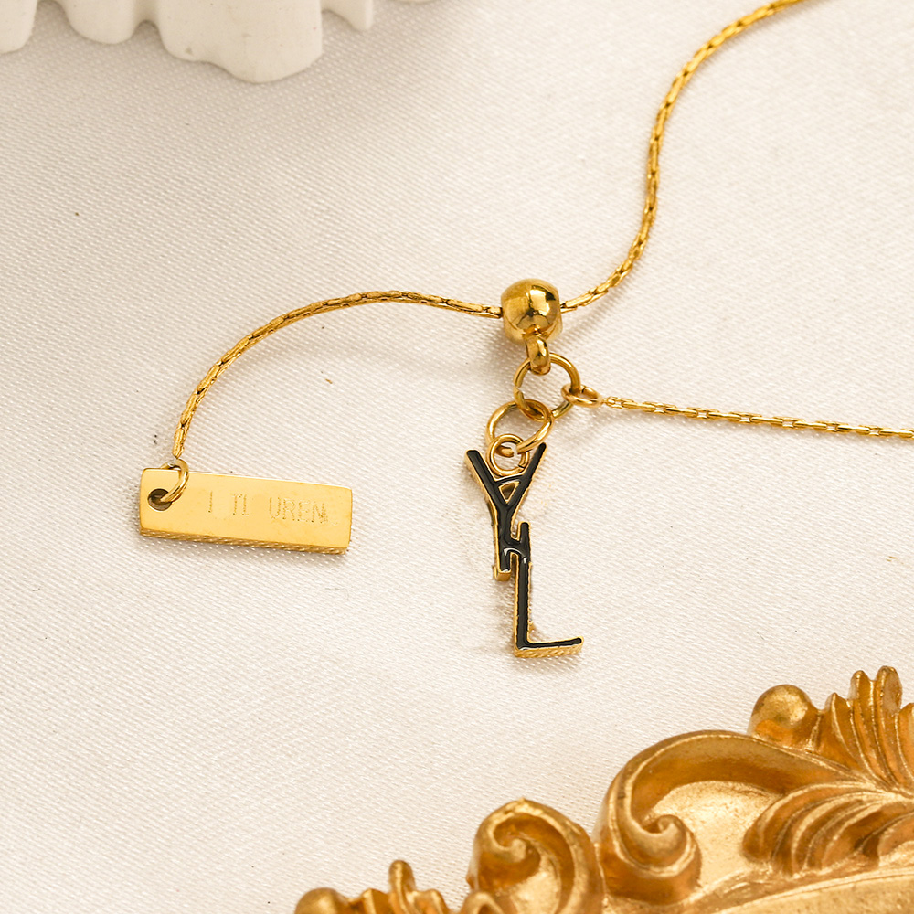

Luxury Womens Letter Pendant Necklace Designer Brand Choker Romantic Girls Necklace 18K Gold Plated Wedding Party Necklace Family Gift Jewelry 42+5cm