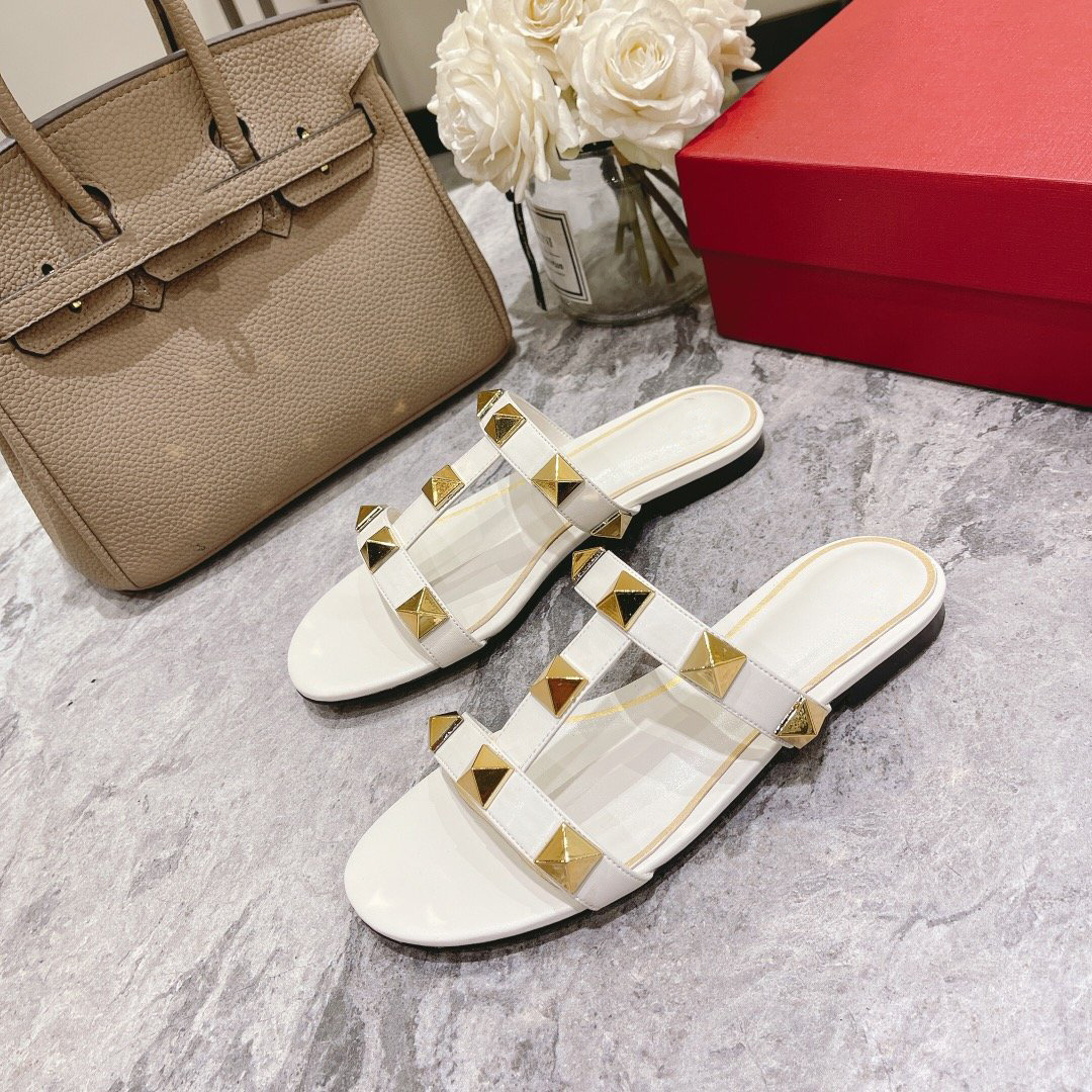 

Designer Slippers Women's Sandals Leather Slippers Platform Valentinoity Slide Rubber Sandal Summer Fashion Patform HFGHVBN