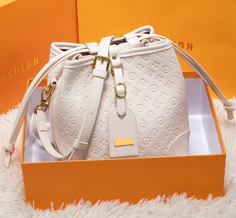 

TOP 2023 Autumn/Winter Soft Leather Bucket Bag Women's Trendy All-match One Shoulder Messenger Bags Fashion Handbag, Black